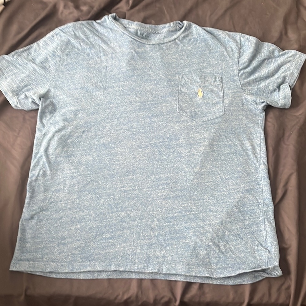 Ralp Lauren t-shirt size small